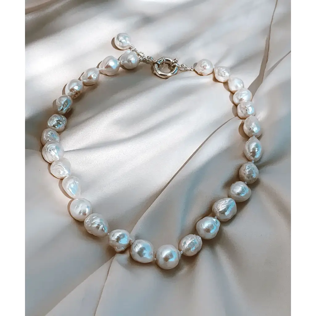 Baroque Pearls Necklace With Silver Marine Lock Real pearls