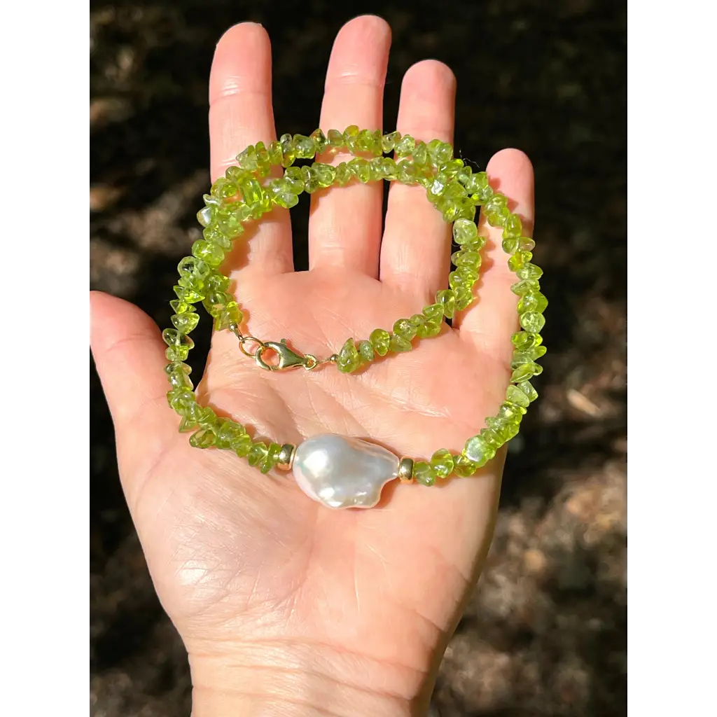 Baroque peridot and fresh water pearl necklace magnetic