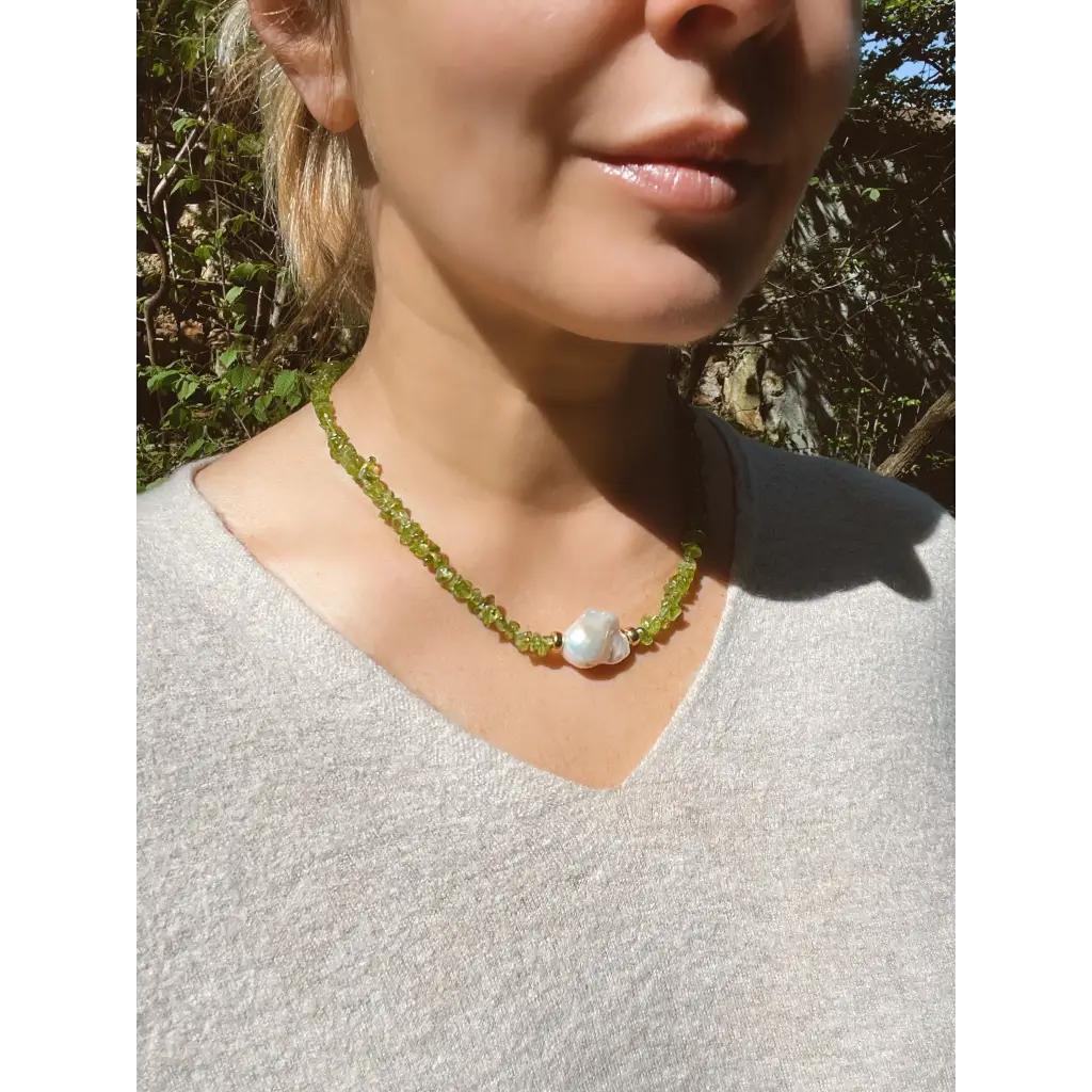 Baroque peridot and fresh water pearl necklace magnetic
