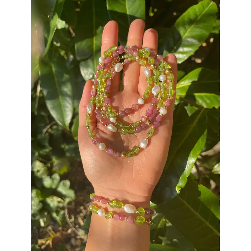 Bohemian necklace transformer made of baroque pink