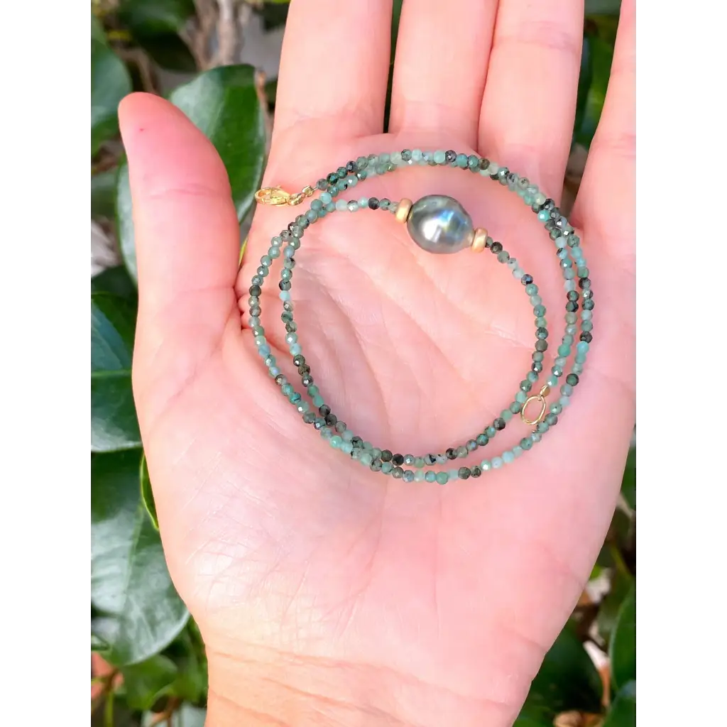 Emeralds Tahitian pearl and solid 18k gold minimalist short