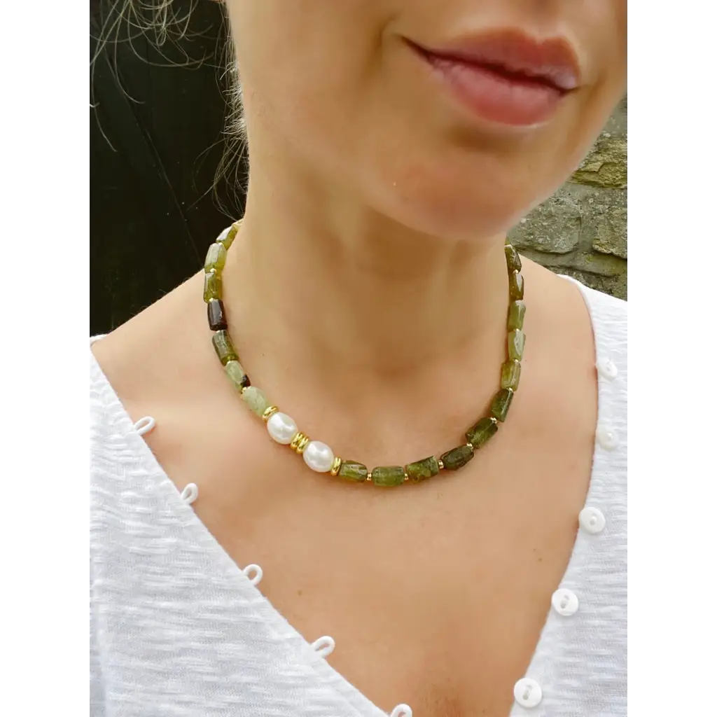 Green garnet beaded necklace statement gemstone and pearl