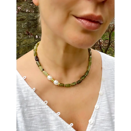 Green garnet beaded necklace statement gemstone and pearl