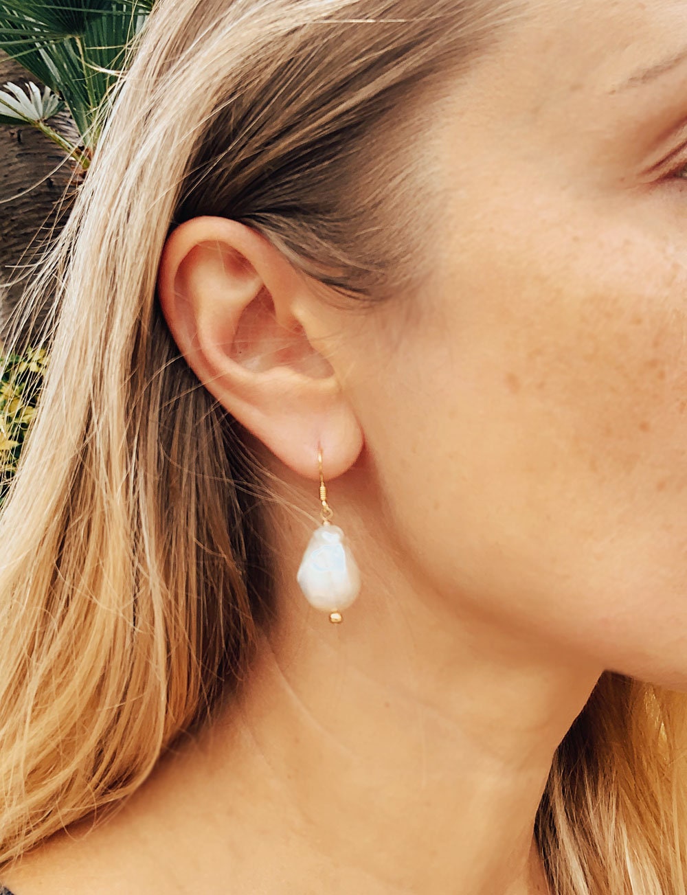 Baroque pearl drop earrings