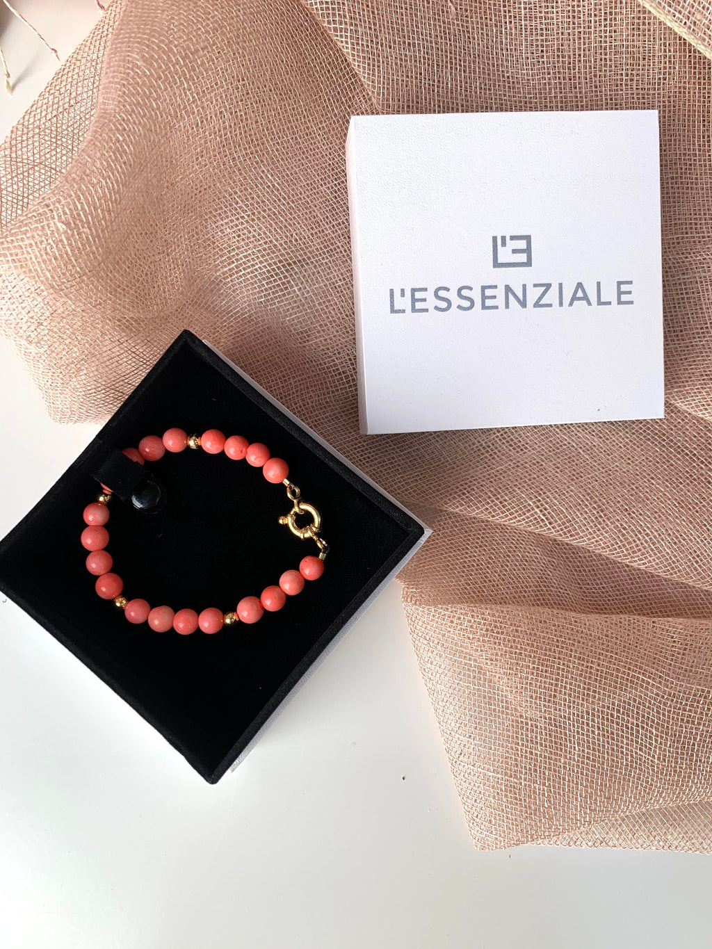 Pink coral and gold plated silver bracelet with marine lock