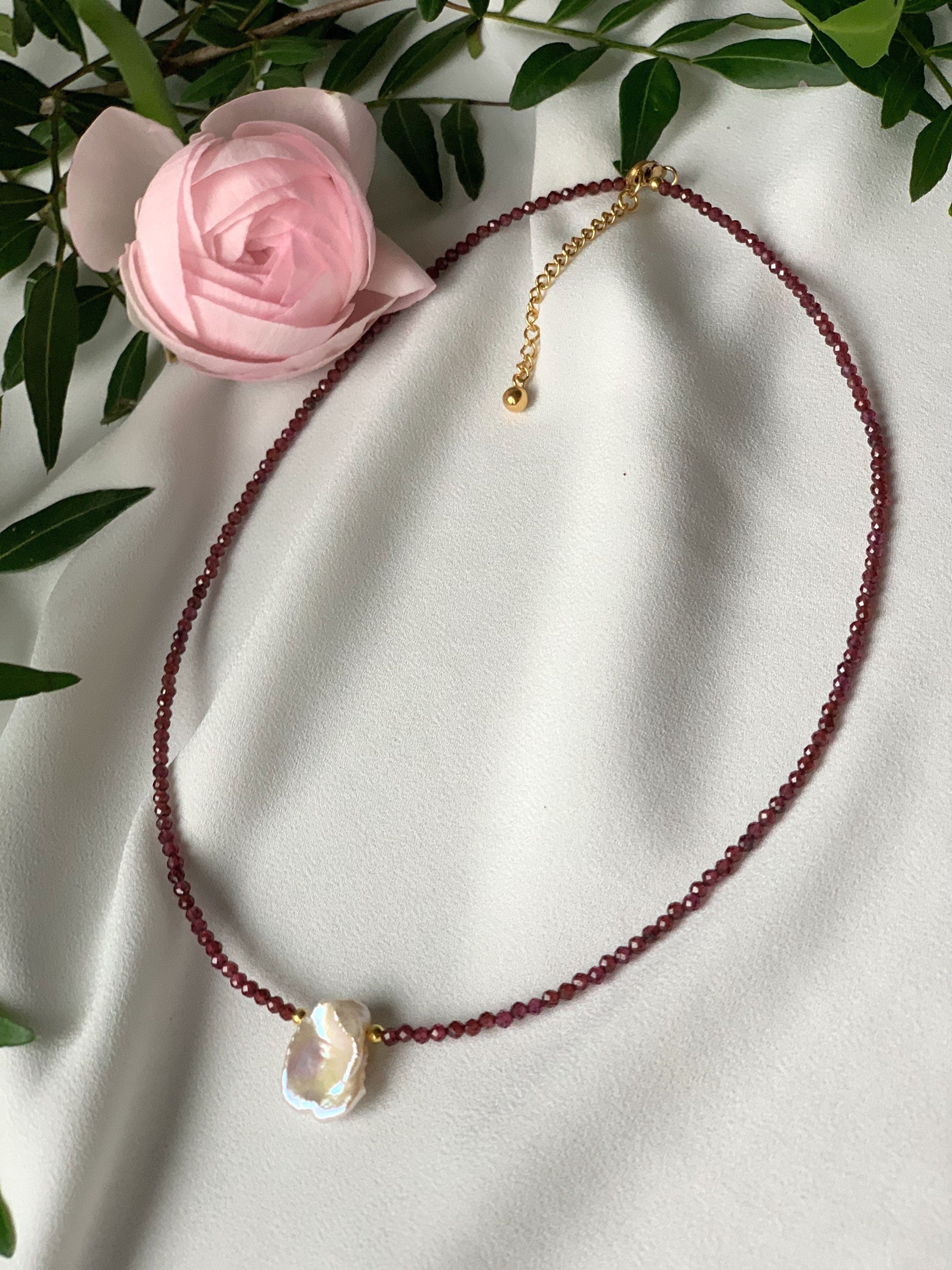 Natural garnet and single keshi pearl necklace, gemstone choker