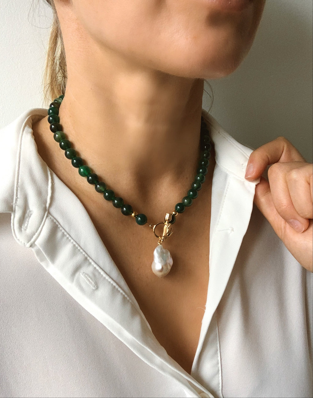 Dark Green Agate and Pearl Beaded Necklace “Seraphine”