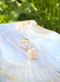 Keshi pearl stud earrings “La Isla”