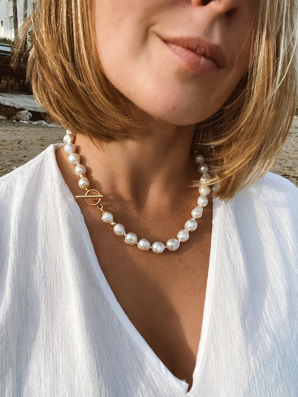 Edison white pearls and gold vermeil necklace with toggle closure