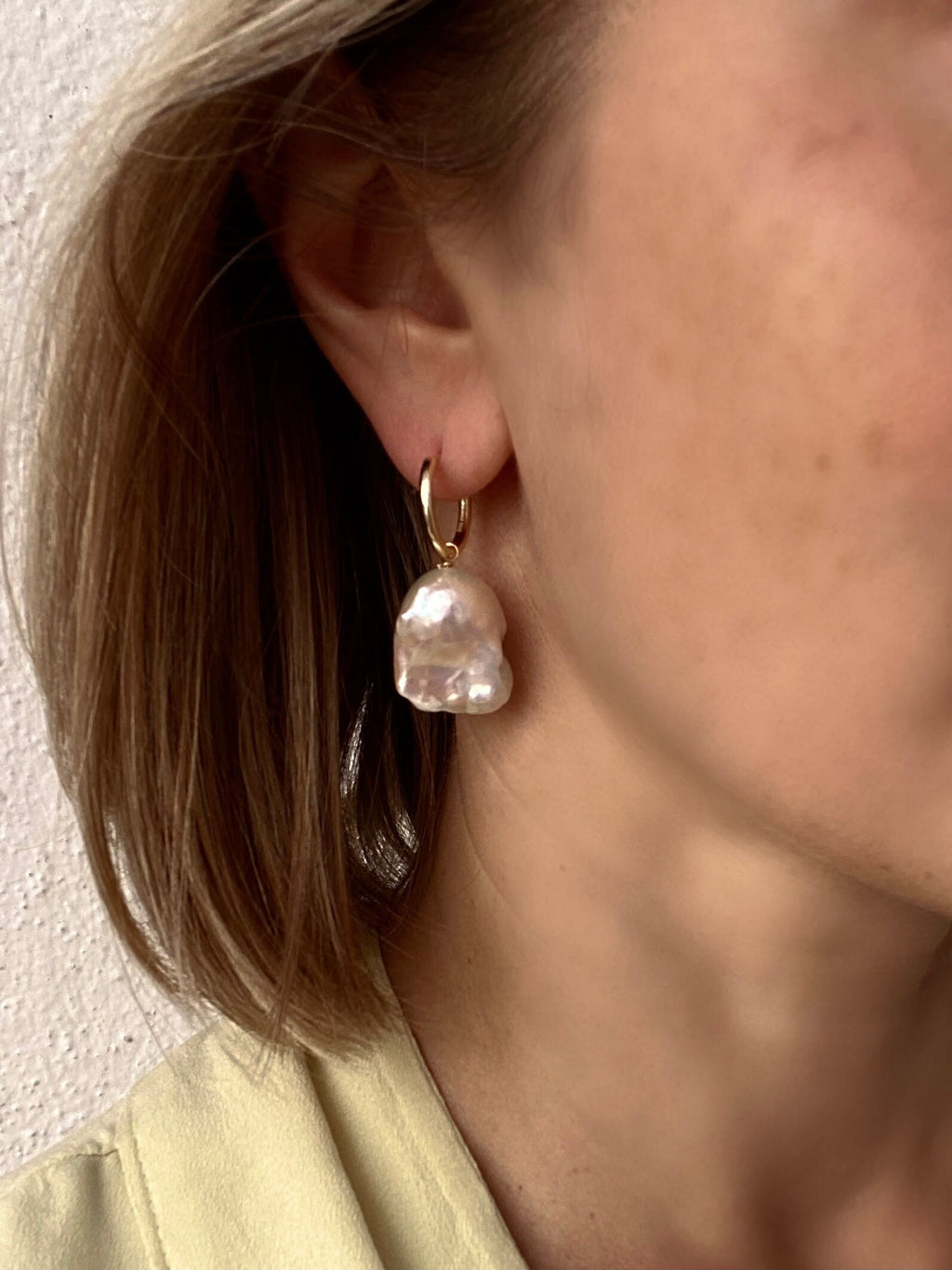 White baroque pearl hoop earrings
