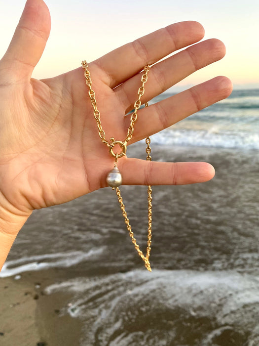 Marine gold plated silver chain with Tahitian pearl pendant