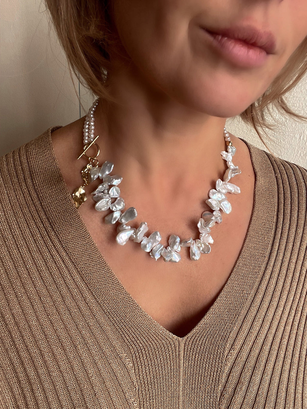 White keshi pearls necklace with golden leaves charms