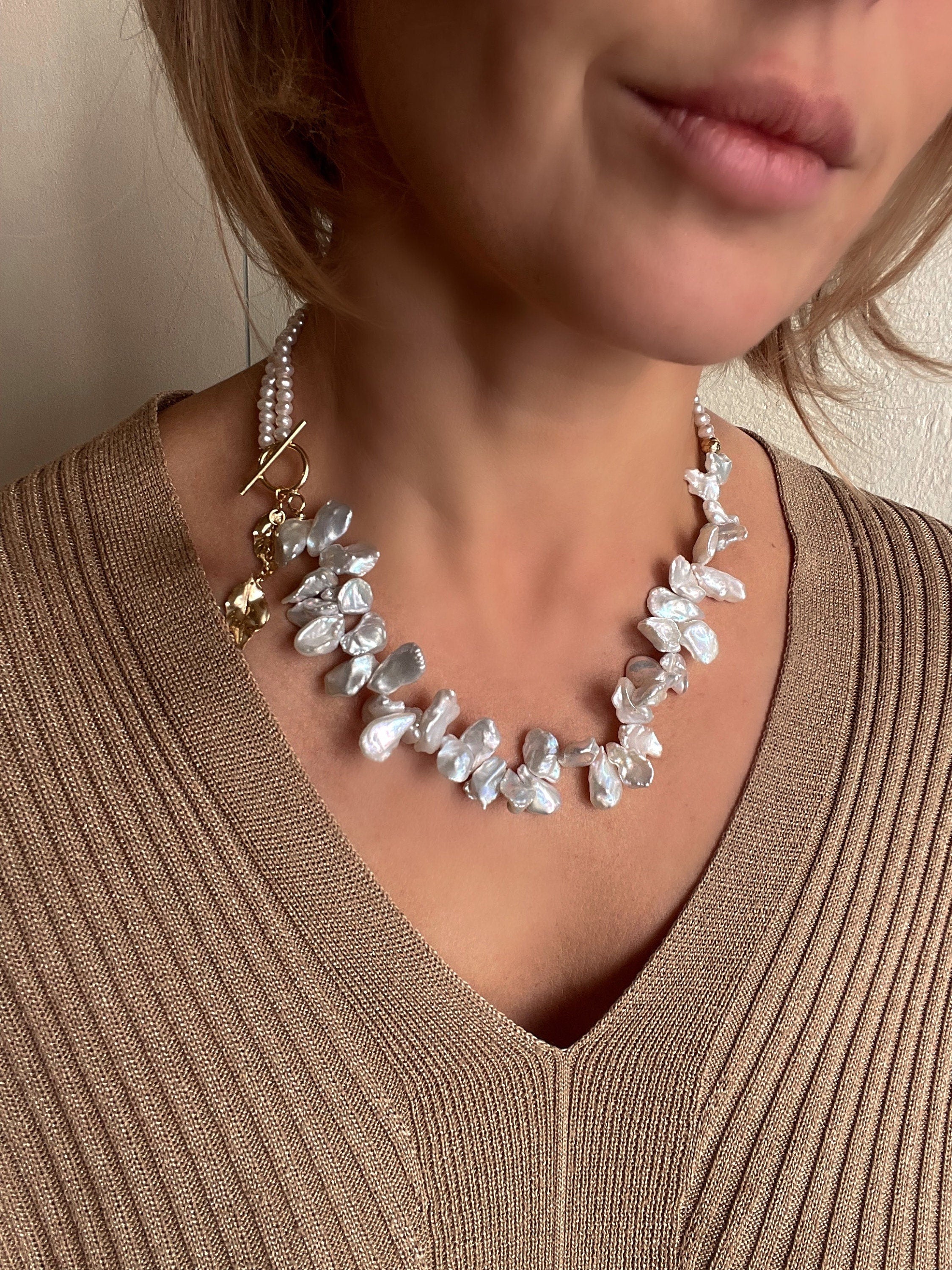 White keshi pearls necklace with golden leaves charms
