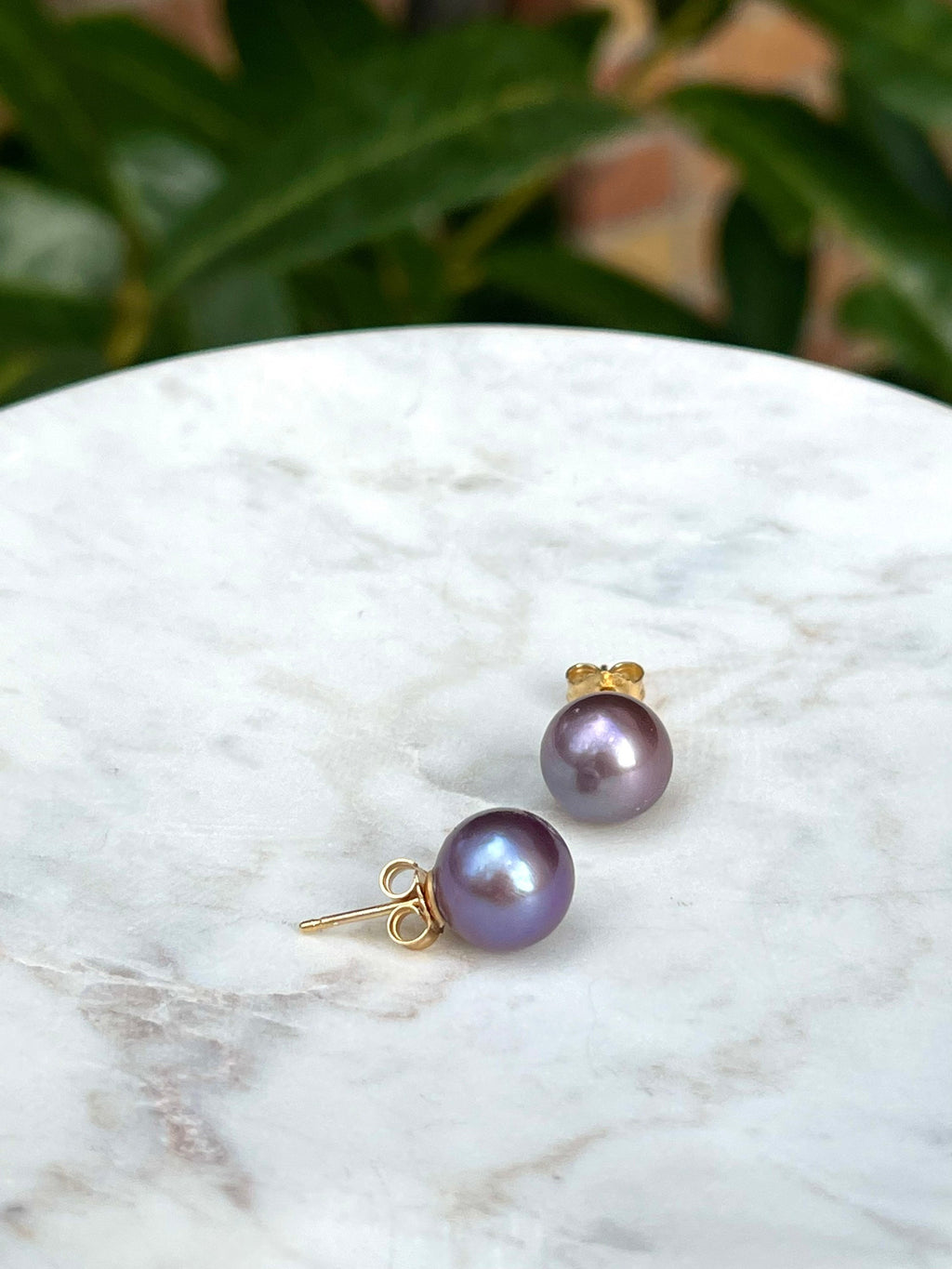Purple Pearl Stud earrings