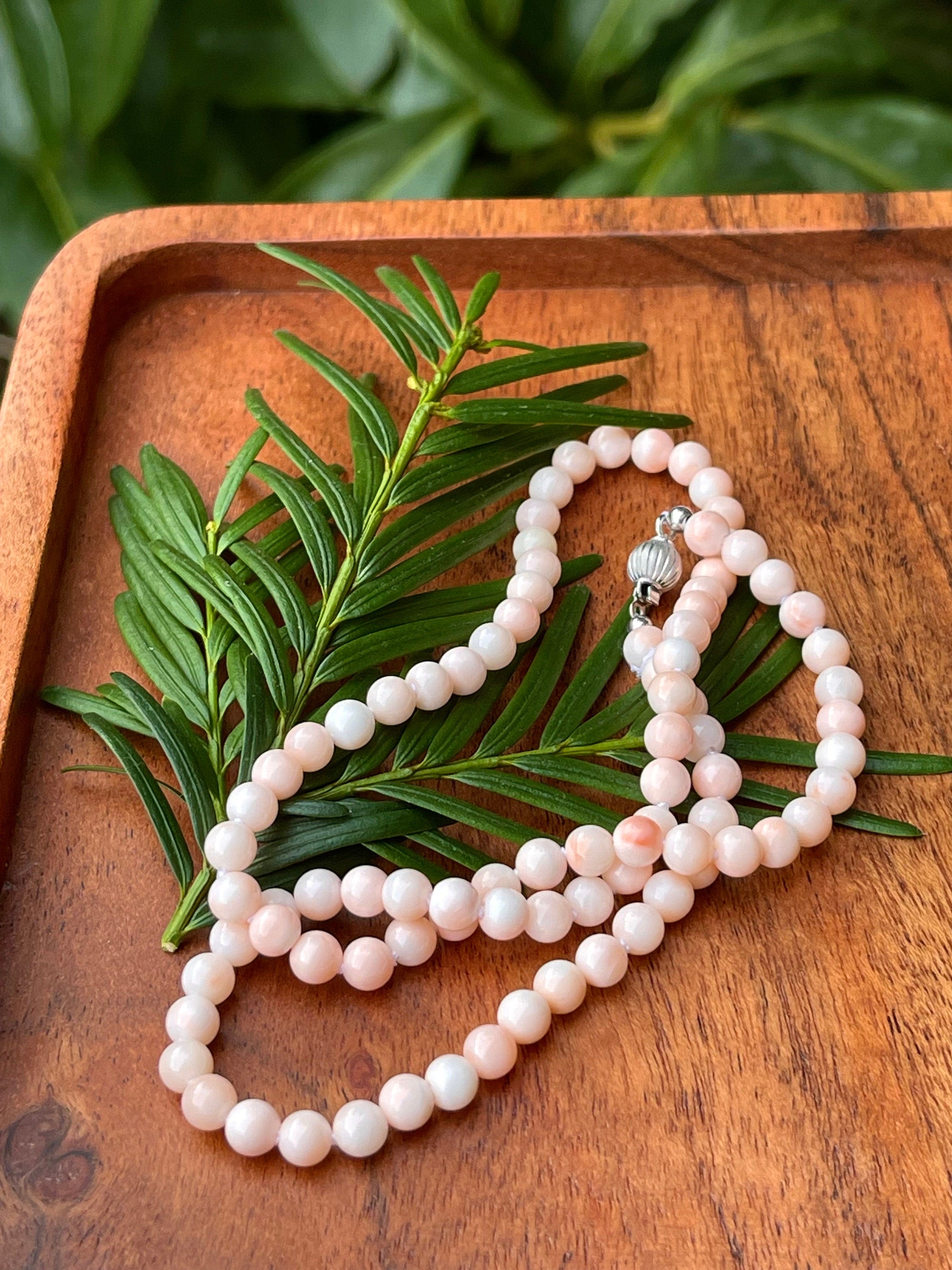 Genuine angel skin coral necklace "Piel de Angel" with solid gold 18k clasp, precious coral from Japan beaded necklace