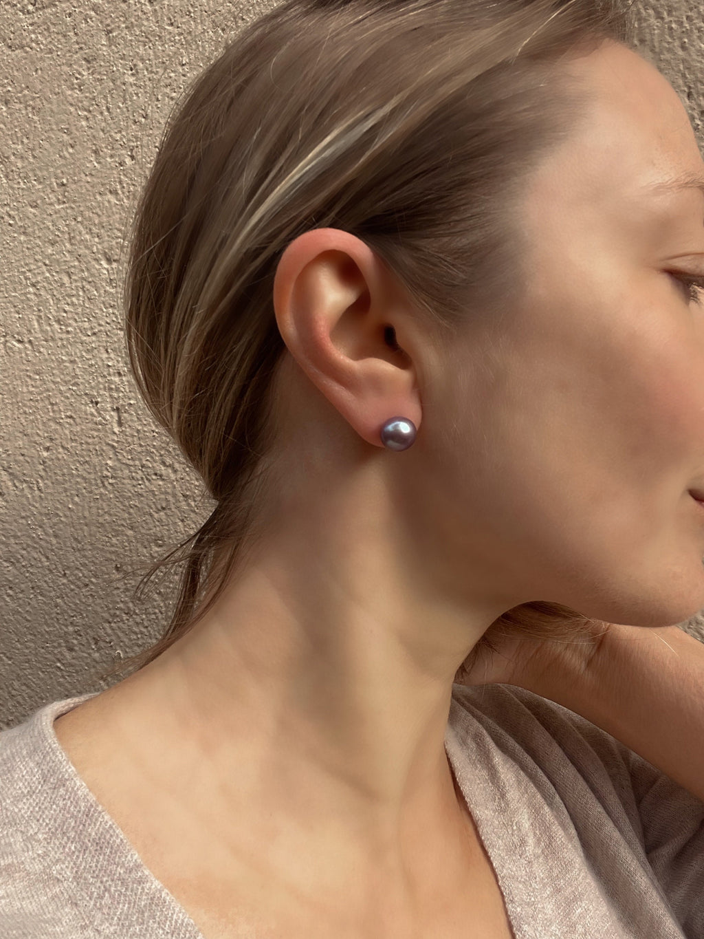 Purple Pearl Stud earrings