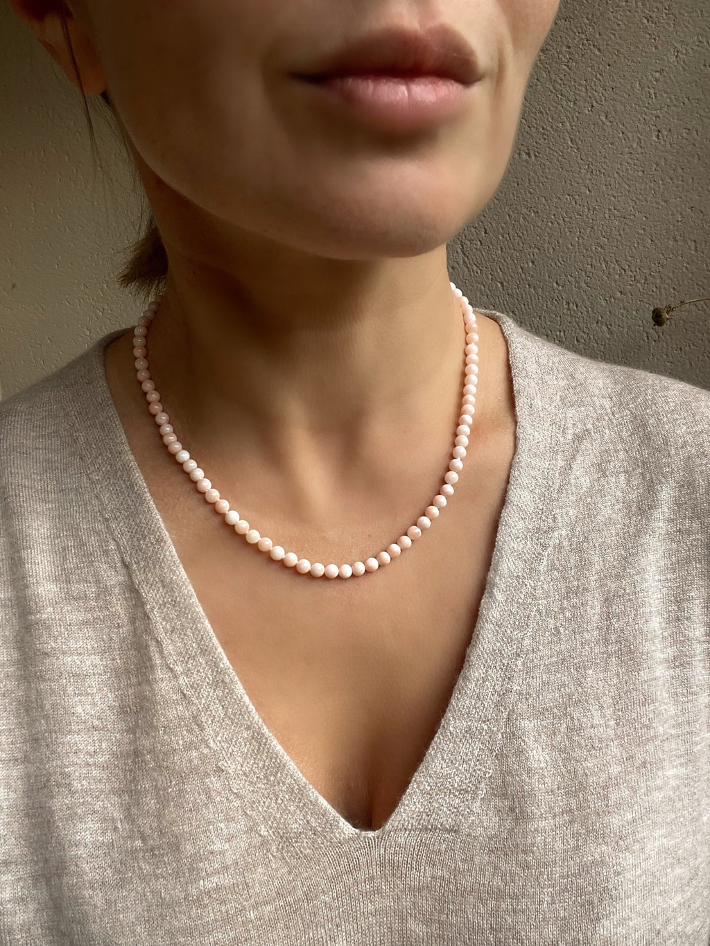 Genuine angel skin coral necklace "Piel de Angel" with solid gold 18k clasp, precious coral from Japan beaded necklace