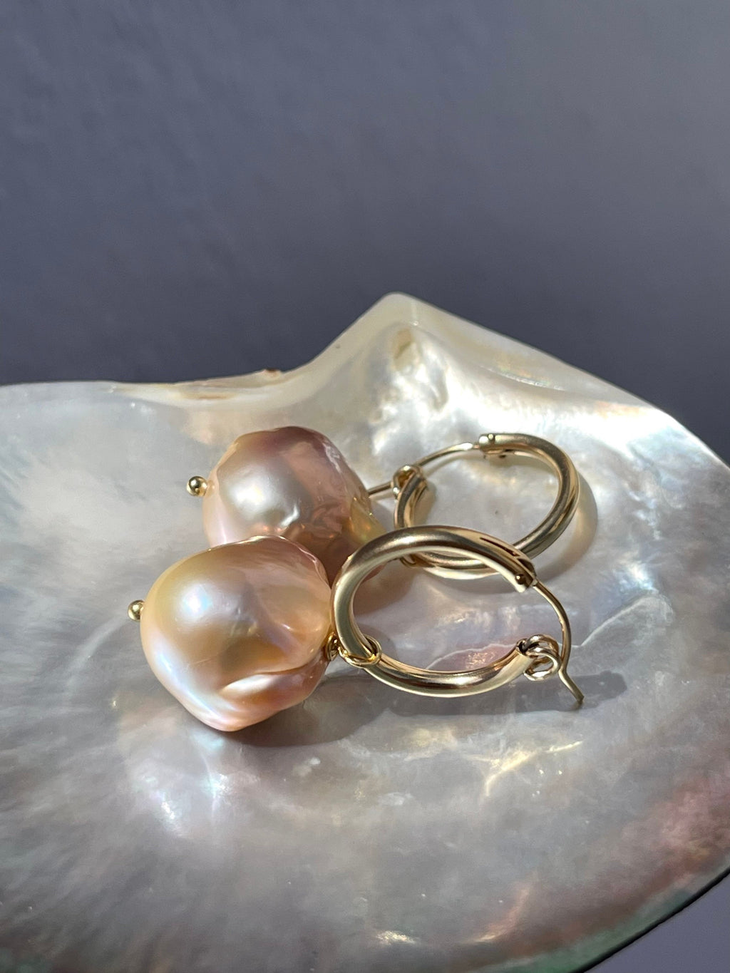 Pink baroque pearl earrings “Alba”, real freshwater pearls, golden hoops, 18k gold filled, boho earrings