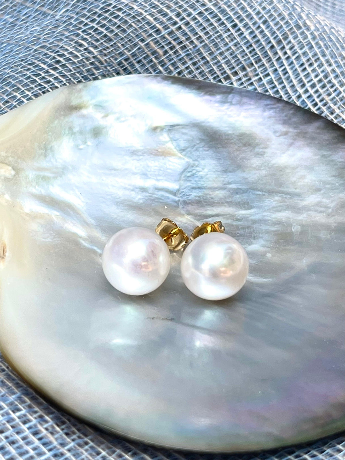 White Edison Pearl Studs