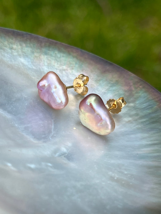 Purple keshi pearl stud earrings