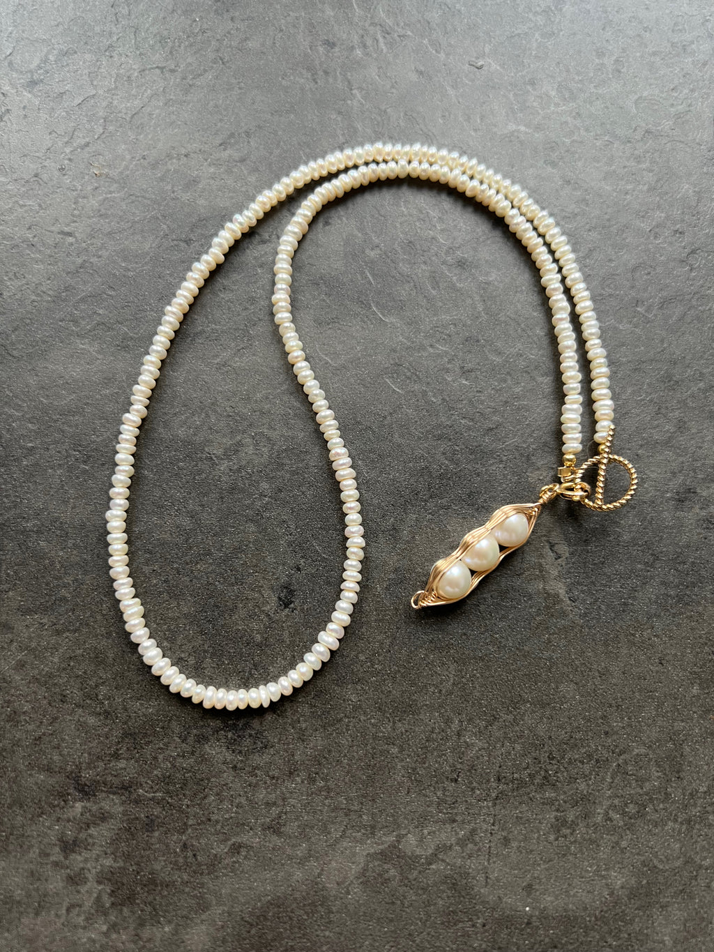 pearl peapod necklace