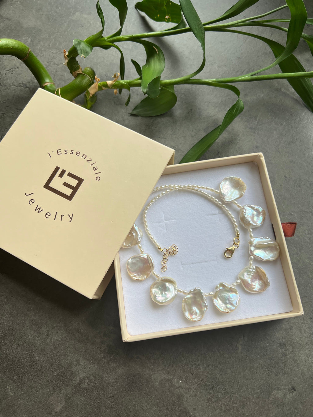 Large Petal Pearl Necklace Teresa Beaded Necklaces