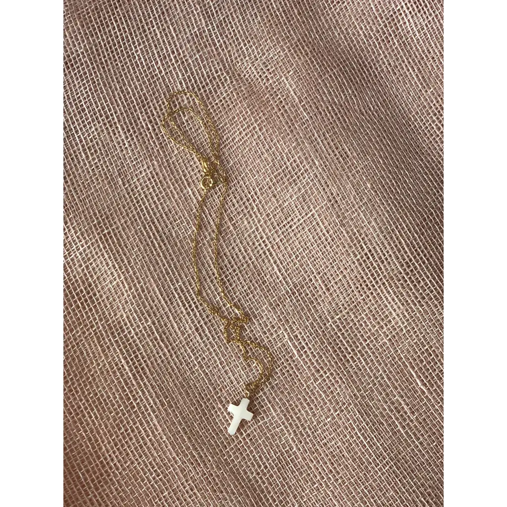 Mother of pearl cross on the gold plated 925 silver chain 40