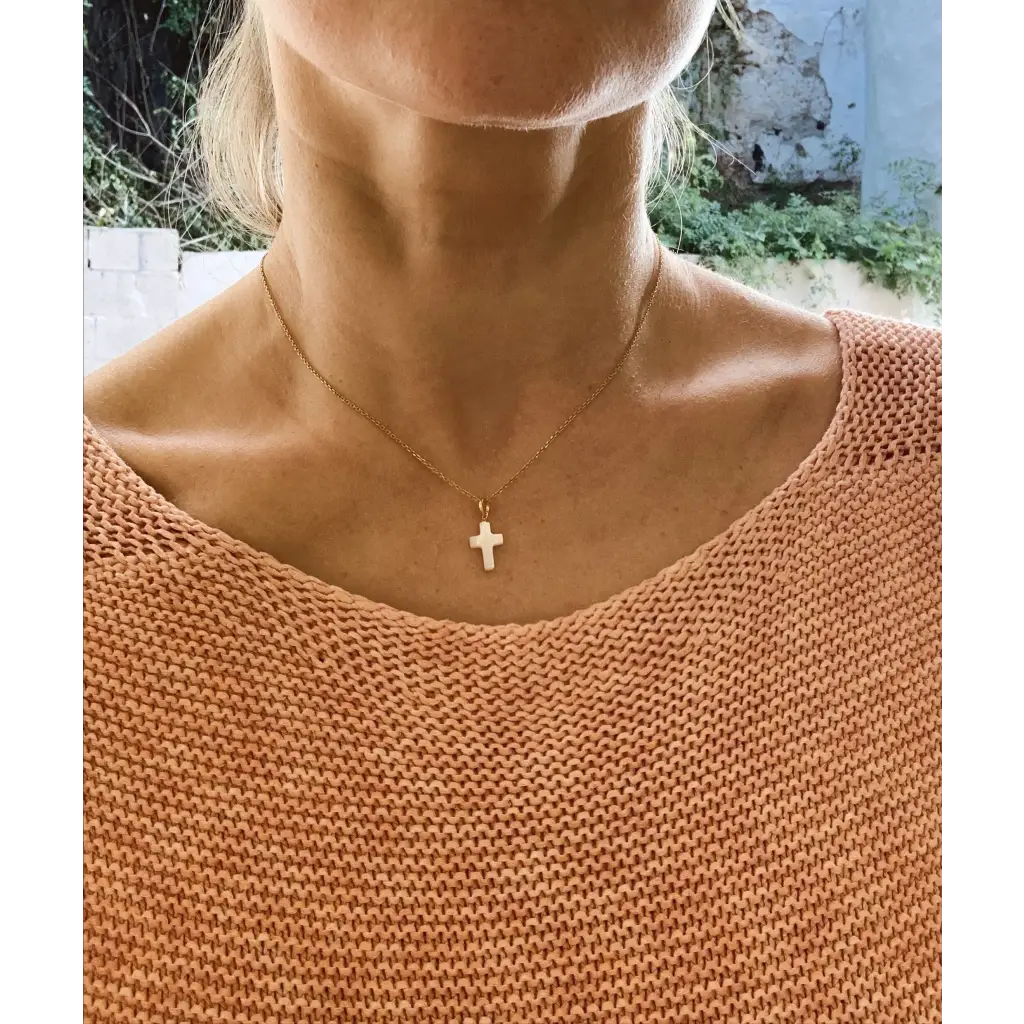 Mother of pearl cross on the gold plated 925 silver chain 40
