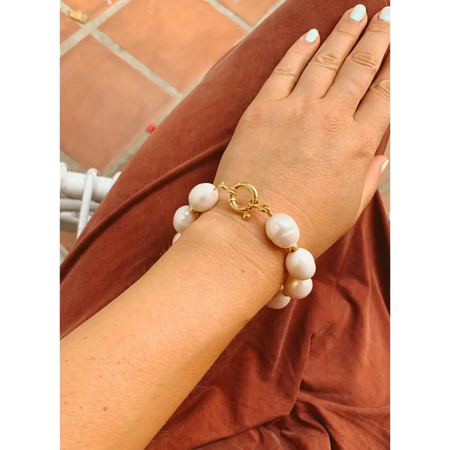 Pearl bracelet with marine clasp chunky pearl bracelet gold