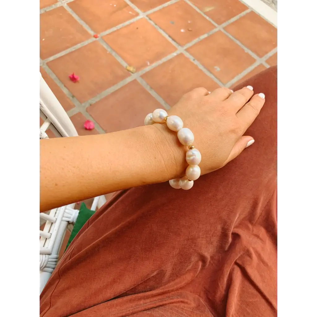 Pearl bracelet with marine clasp chunky pearl bracelet gold
