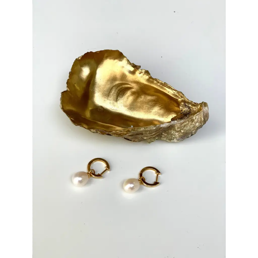 Pearl hoop earrings Cute classy pearl earrings made of gold