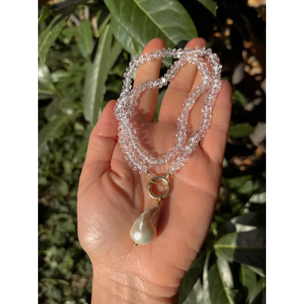 Rock crystal and baroque pearl beaded necklace Estrella Del