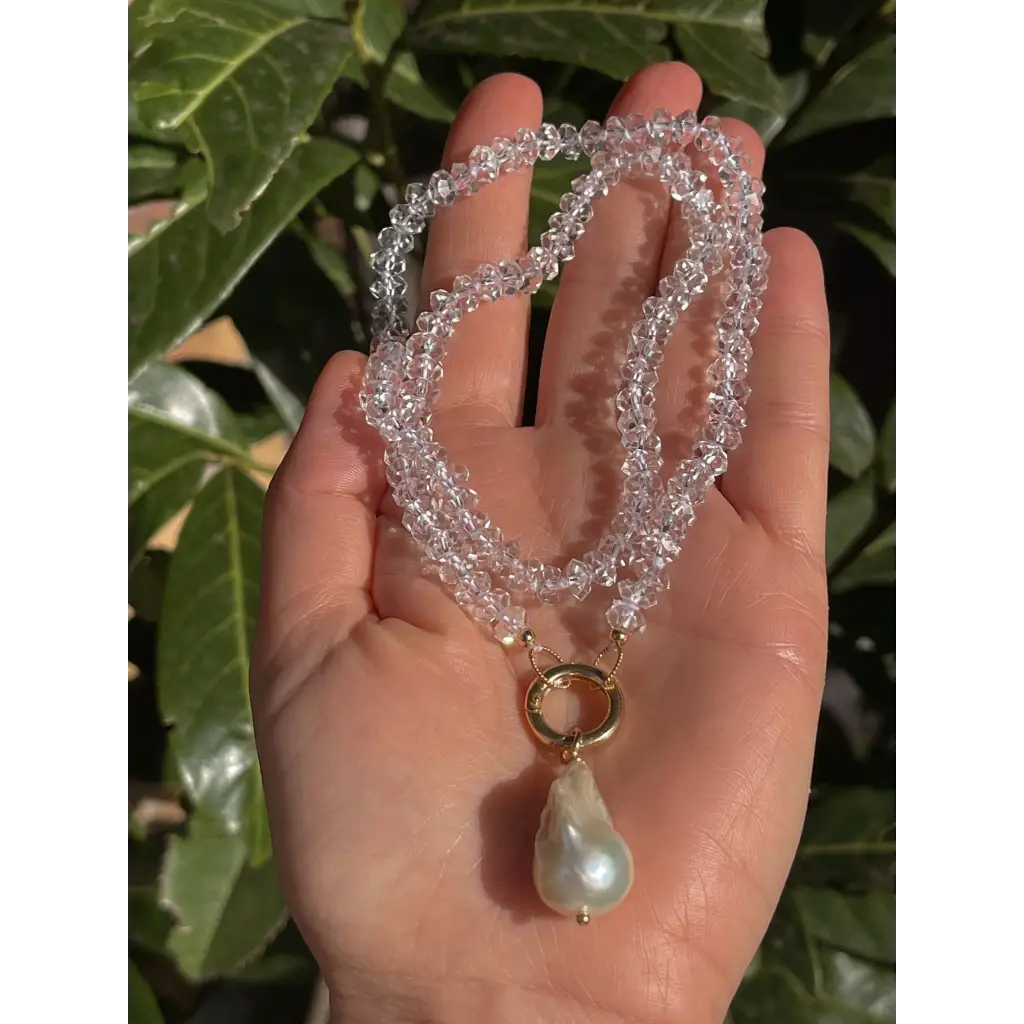 Rock crystal and baroque pearl beaded necklace Estrella Del