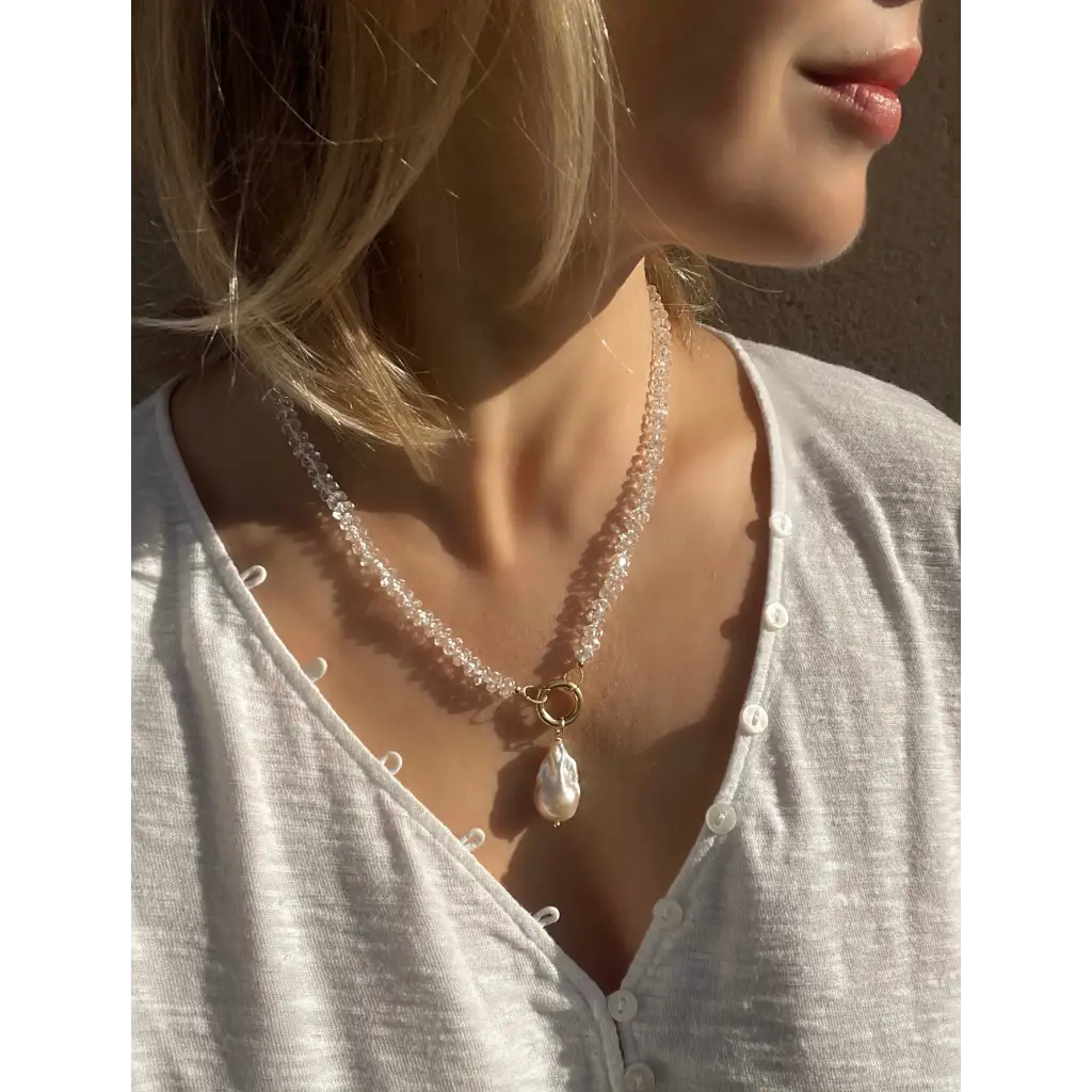Rock crystal and baroque pearl beaded necklace Estrella Del