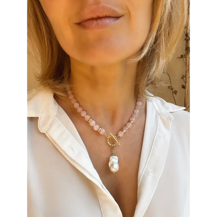 Rose quartz necklace with baroque pearl pendant