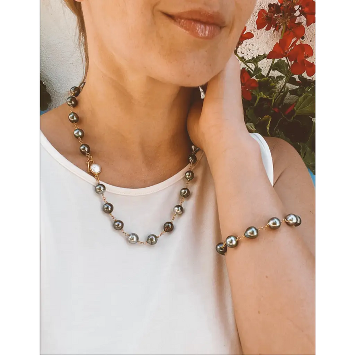 Tahitian pearl necklace and bracelet set only necklace