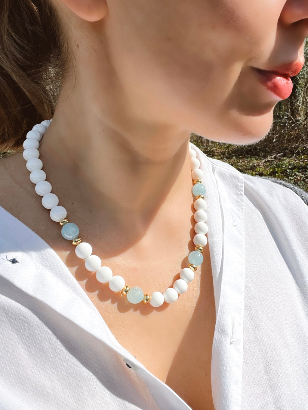 White Clam Shell Beads And Aquamarine Necklace La Costa