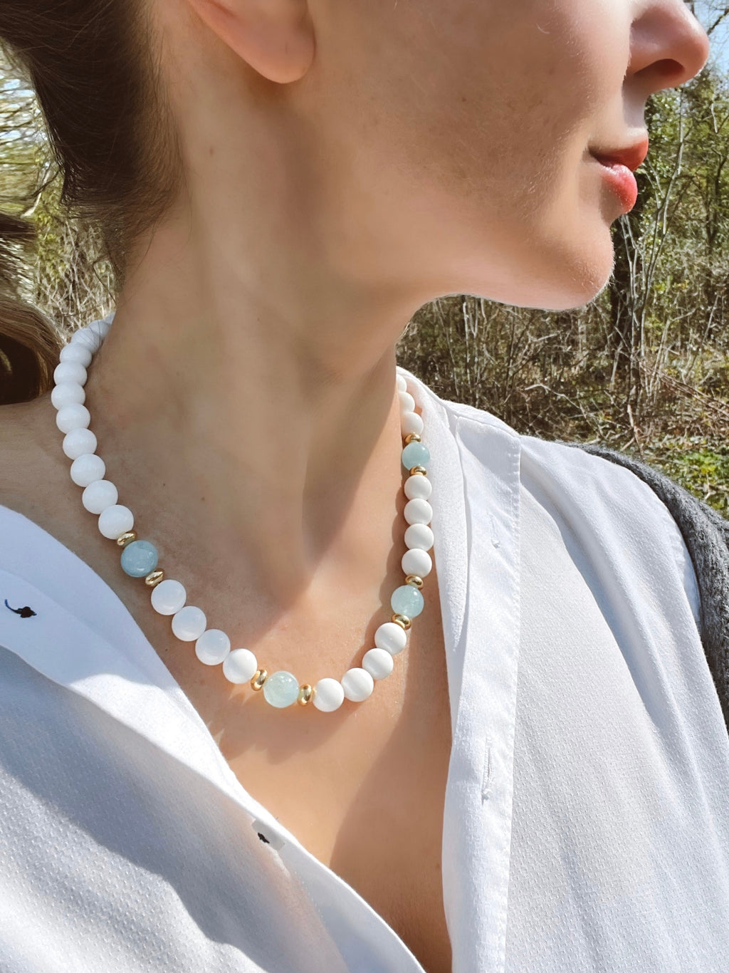White Clam Shell Beads And Aquamarine Necklace La Costa